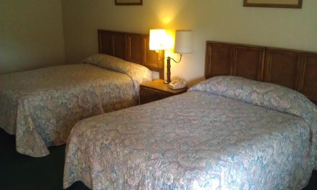 Roaring Brook Ranch Resort Lake George Eksteriør billede